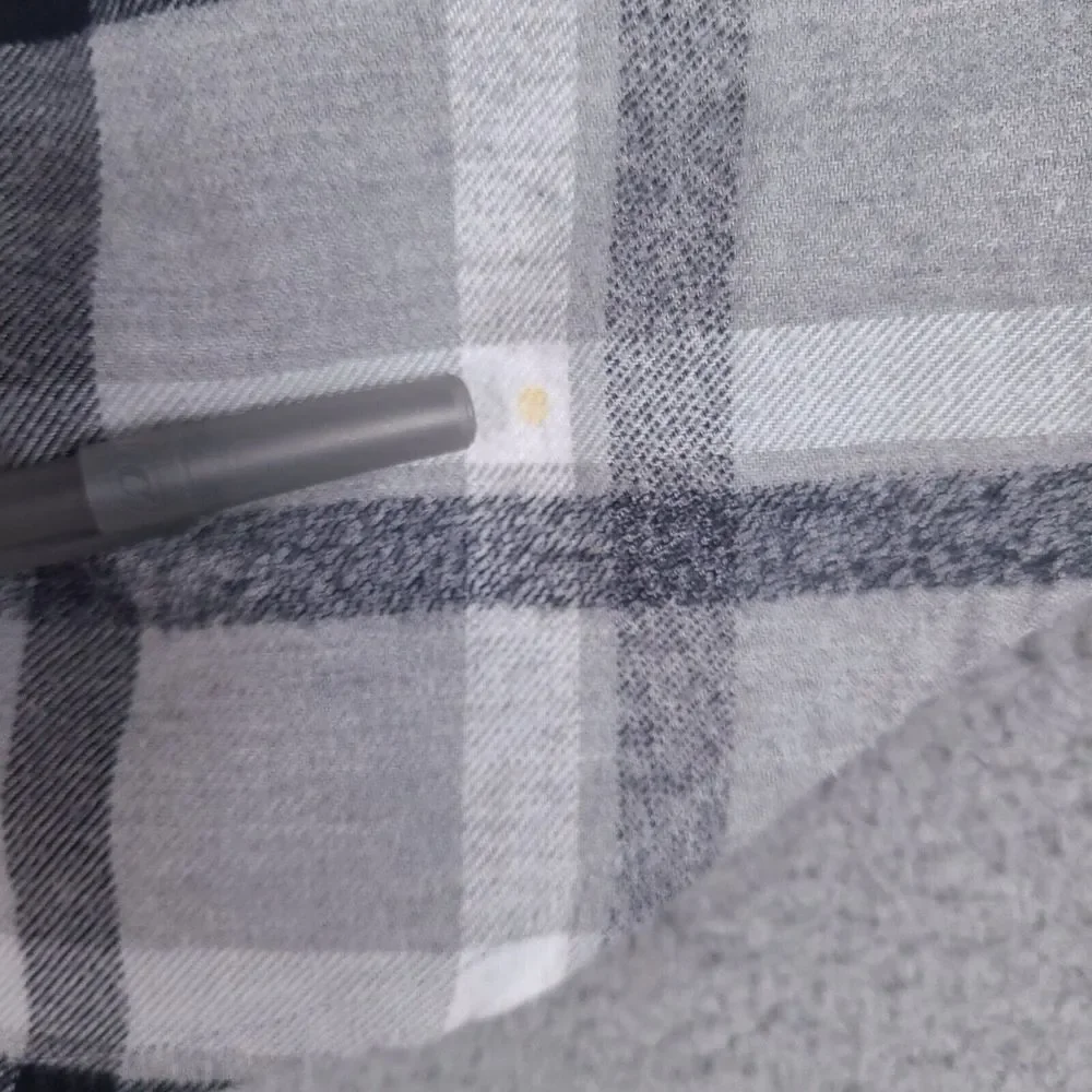 J Crew Flannel Shirt Men's XL Gray Plaid Cotton Button‎ Down Pockets Outdoor